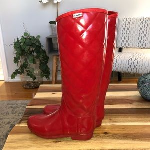 HUNTER BOOTS